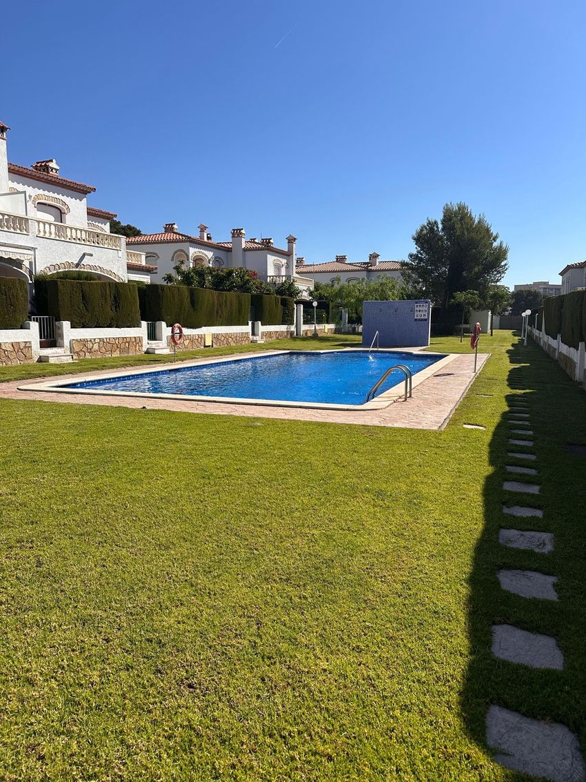 Reihenhaus in Pino Alto, Miami Platja (SRI-115B) - Image 1